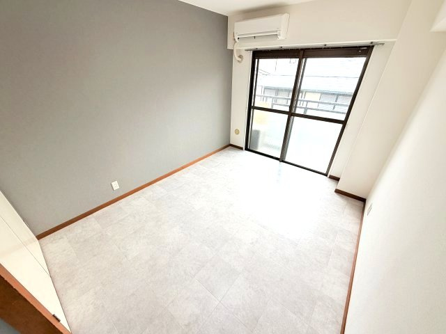 ポプリ六甲の居間・リビング