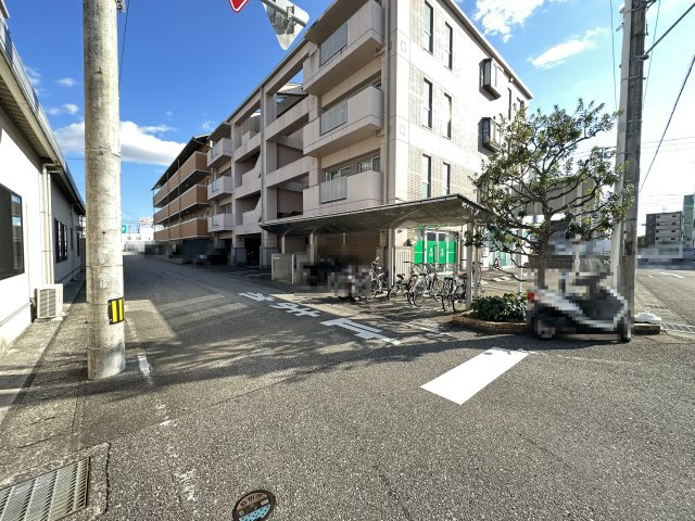 エトワール南御座の外観