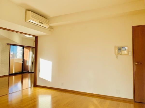 サンハイツ浅草の居間・リビング