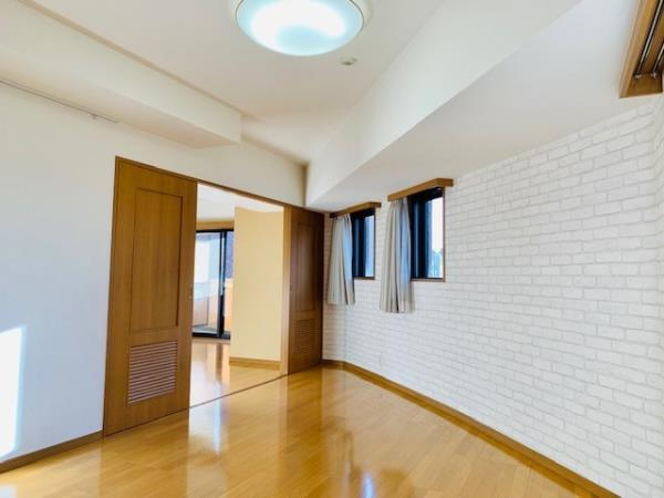 サンハイツ浅草の居間・リビング