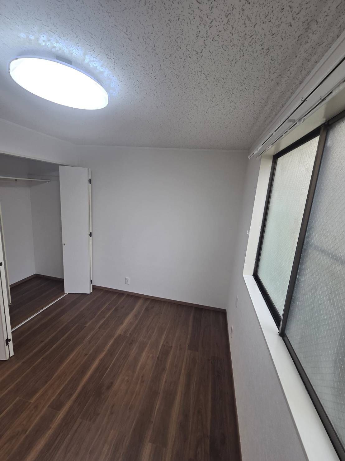 ヒルサイドハイツの寝室