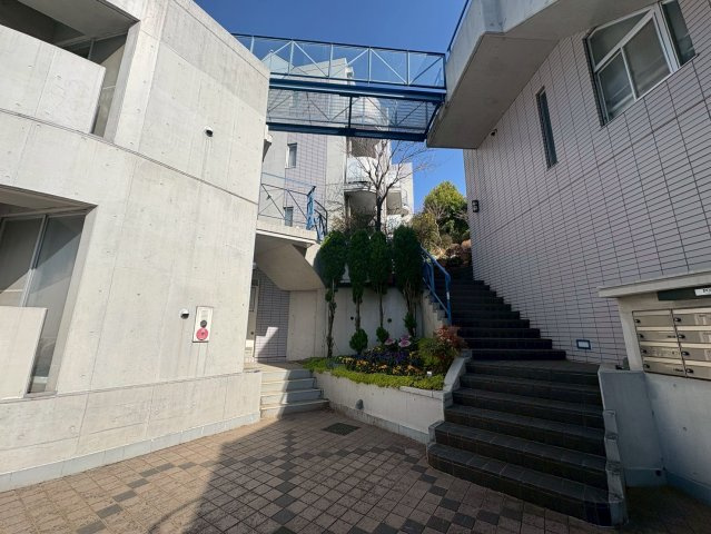 VillaFlorestaＥ棟のエントランス