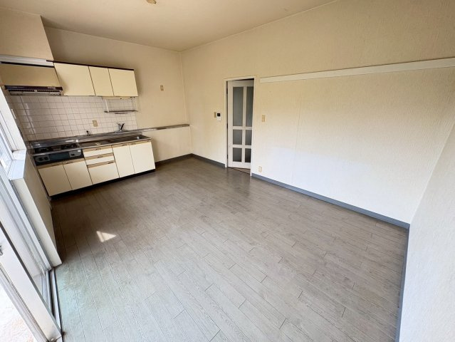 VillaFlorestaＥ棟の居間・リビング