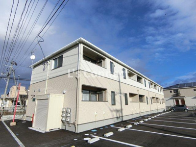 【外観】 | ラビスタアイワヒルズⅠ | ２０２２年築のアパートです。