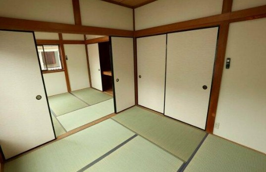 【中古】坂戸市西坂戸リフォーム中古住宅の和室|2F和室です