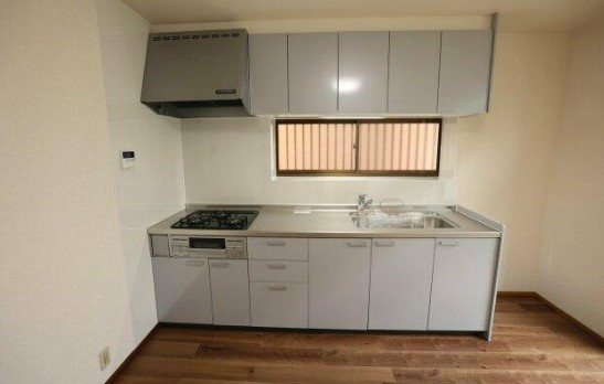 【中古】坂戸市西坂戸リフォーム中古住宅のキッチン|きれいなキッチンです