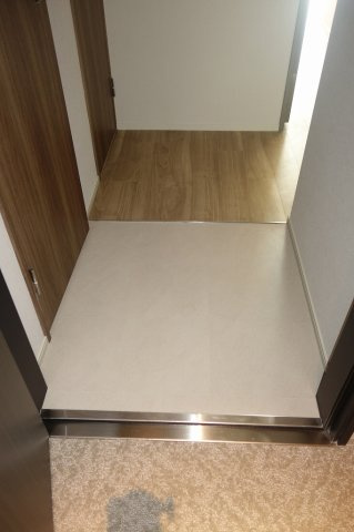 ウエリスアーバン住吉EASTの玄関
