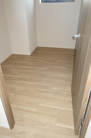 ウエリスアーバン住吉EASTの洋室