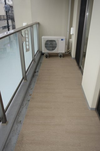 ミレーネ滝野川のバルコニー