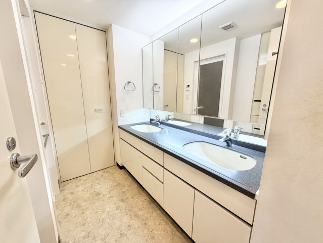 パークハウス八事の丘の独立洗面台|洗面所・洗面台（ボウル2か所）