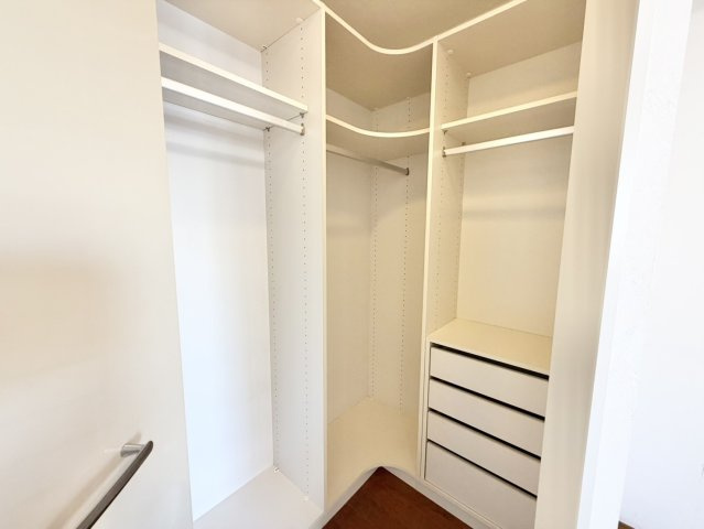 パークハウス八事の丘の収納|ウォークインクローゼット「洋室（約7.4帖）」
