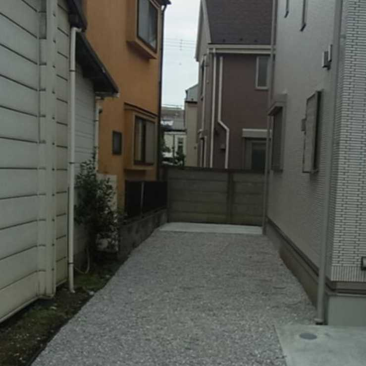 弦巻貸家戸建　食器洗浄乾燥機　駐車場2台　床暖房のエントランス