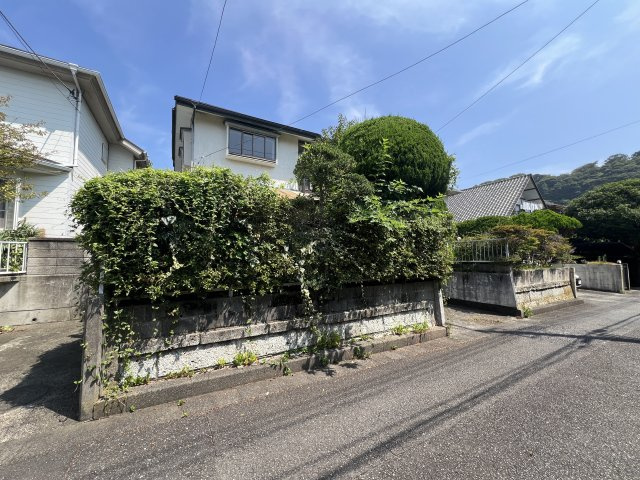 緑豊かな住環境　フルリノベーション戸建の外観|外観