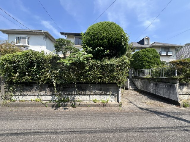 緑豊かな住環境　フルリノベーション戸建の外観|外観