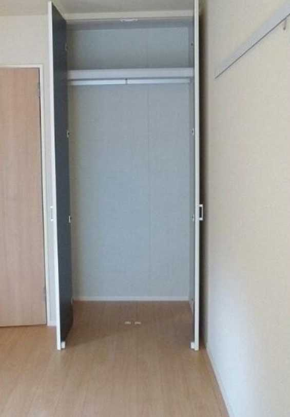 TA-NYA　駅徒歩2分　独立洗面台　角部屋の収納
