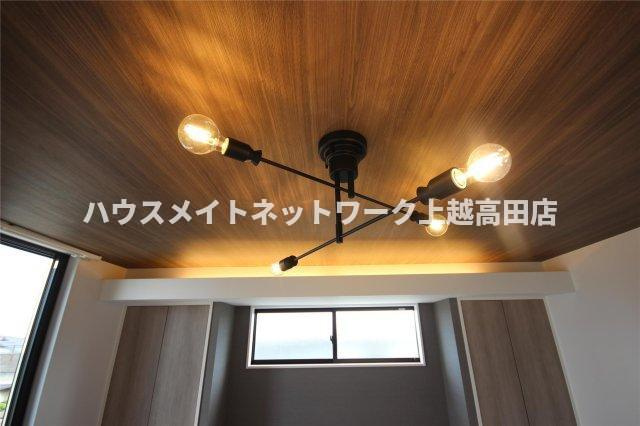 ユーソニアン上越・大字寺町Ａの展望|居室照明（参考同型タイプの室内写真）