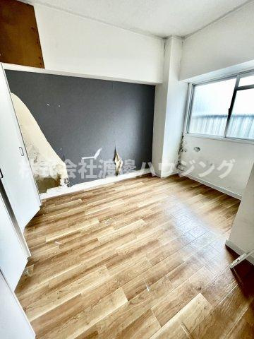 ユーハイツ千里の寝室