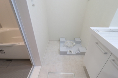 【設備】 | メゾンソレイユ中島西 | 室内洗濯機置場