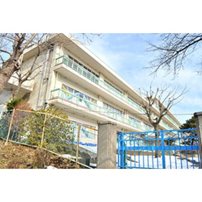 【周辺】 | フォレストフローラ | 小学校「町田市立町田第四小学校まで693ｍ」