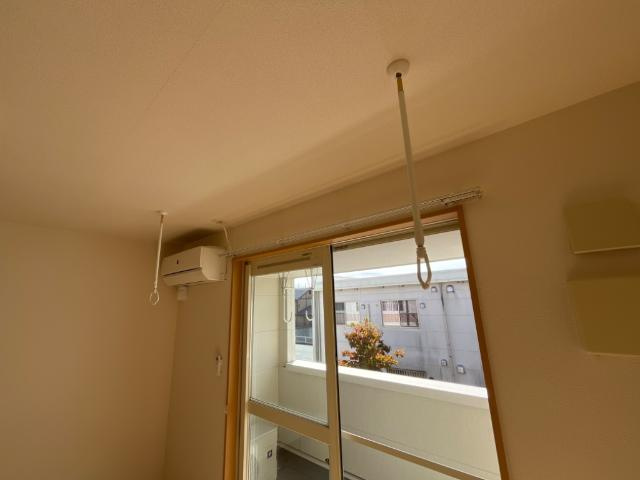 オアシスの設備|室内物干し