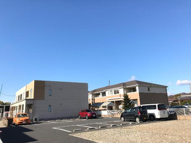 オアシスの外観|外観写真（昼）