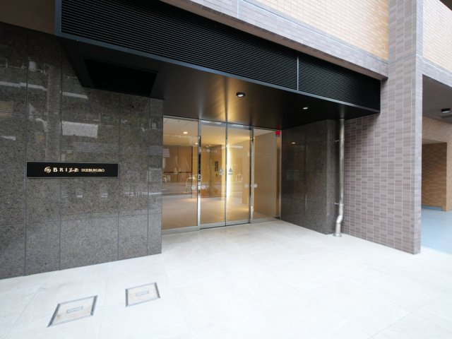 ブライズ池袋の外観