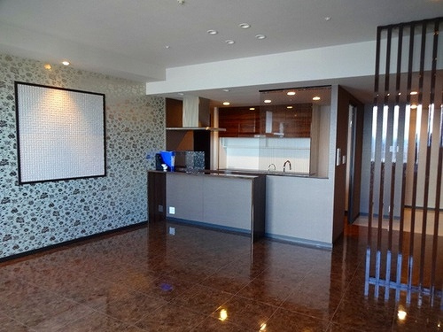 ザ・タワー大阪の居間・リビング|ＬＤＫ約２５．０畳　※前回募集時／２０２０年８月の写真