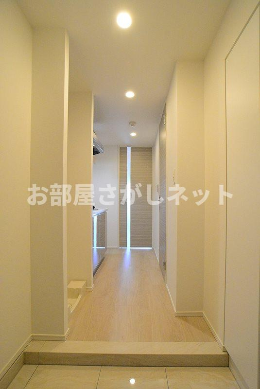 グランドコンシェルジュ池袋本町イースト【おとり物件なし】#学生・社会人にオススメ！の玄関|※カラータイプ異なります。