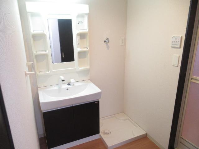 ボナール・ディアコートの洗面所|洗髪洗面化粧台