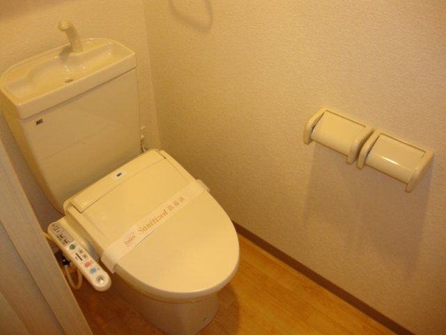 ディア・ヴェルジェのトイレ|シャワー付トイレ