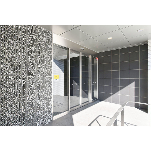 LaSante葵のエントランス