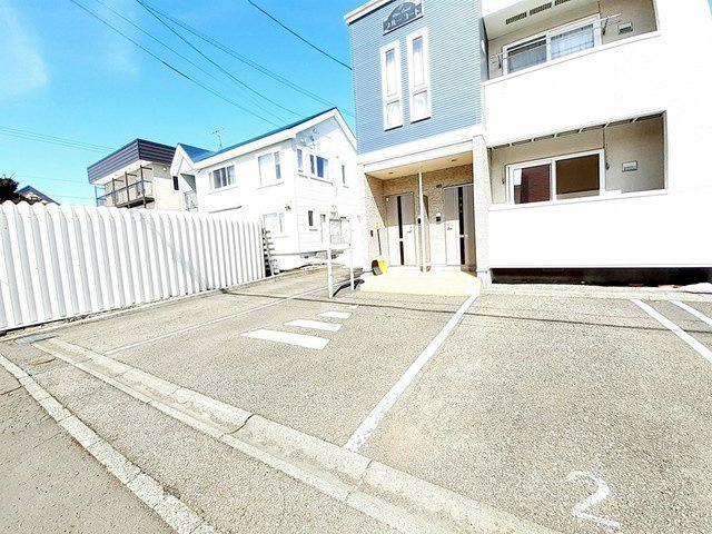 Ｂｌｕｅ　Ｃｏｕｒｔの駐車場