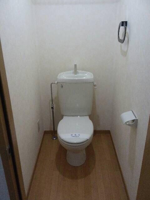 フレンドハイツ足立のトイレ