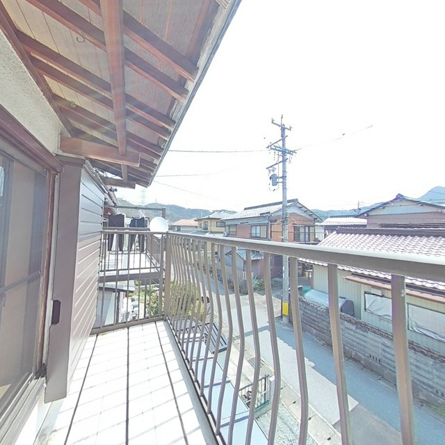 三田洞東5-5-3貸家のバルコニー