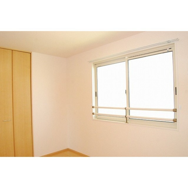 各務原市鵜沼三ツ池町３丁目のアパートの内装