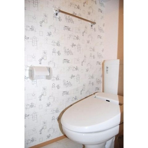 各務原市鵜沼三ツ池町３丁目のアパートのトイレ