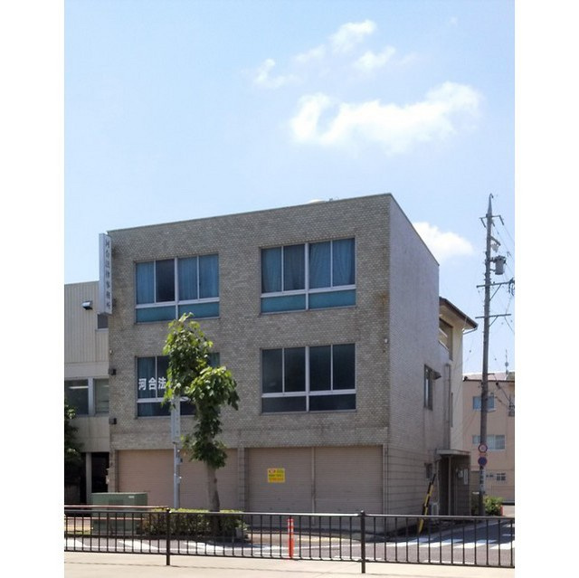 奥村ビル(美江寺町)の外観