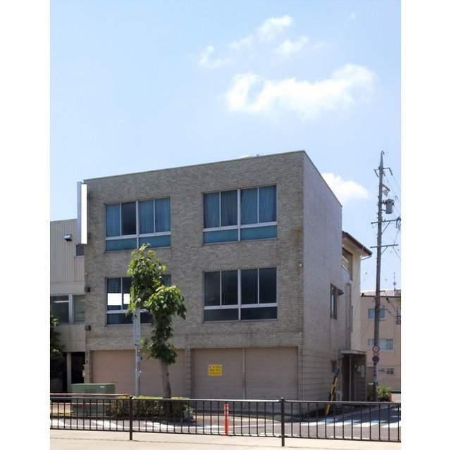 奥村ビル(美江寺町)の外観