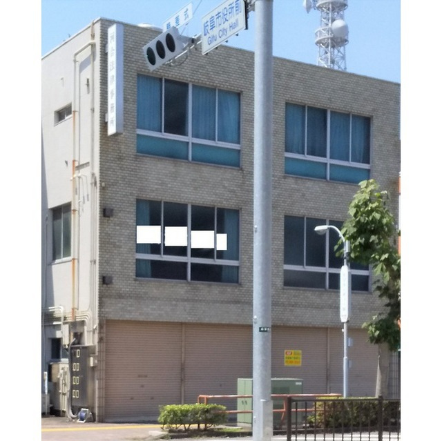 奥村ビル(美江寺町)の外観