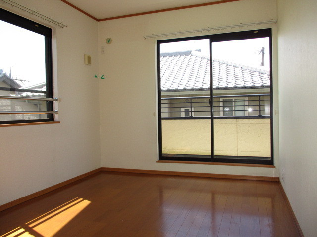 生駒郡斑鳩町龍田北１丁目の一戸建ての寝室