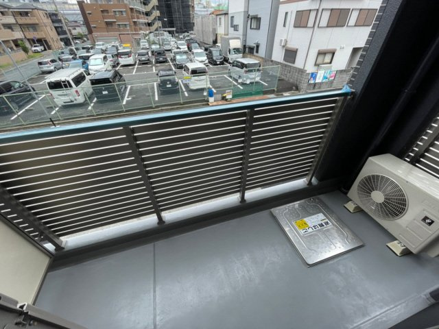 LUZ KOBEのバルコニー