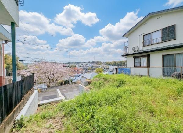 横浜市磯子区杉田８丁目の新築一戸建の前面道路含む現地写真|同仕様物件のご案内をさせて頂きます。
お車でご自宅まで送迎承ります。