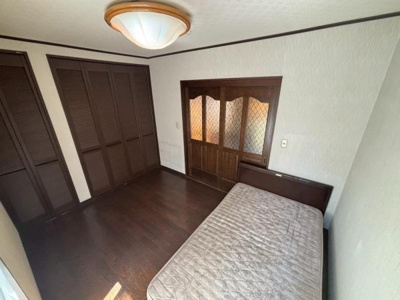 【洋室】 | ●草加市氷川町・戸建● | 収納付きの6帖の洋室になっております♪