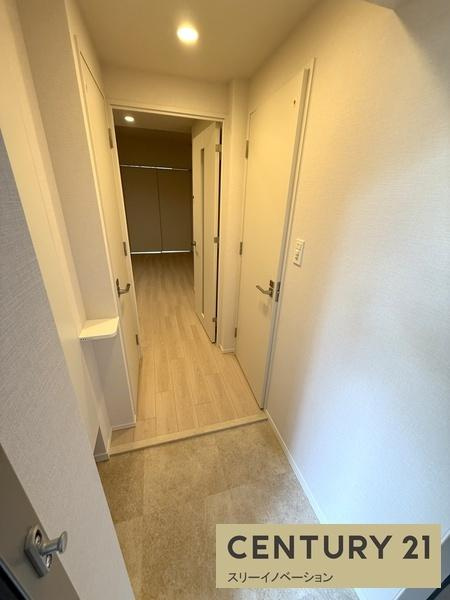 スプランディッド弁天町WESTの玄関