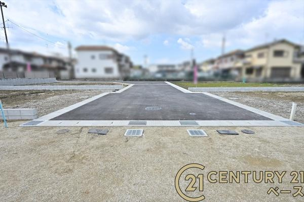 北葛城郡上牧町中筋出作 １号棟 ／新築一戸建の前面道路含む現地写真