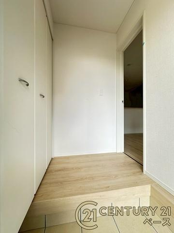 クレイドルガーデン築山 １号棟 ／新築一戸建の内装|■現地撮影写真■こちらは玄関から見た廊下部分です！