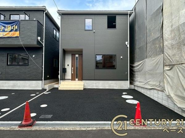 クレイドルガーデン築山 ２号棟 ／新築一戸建の駐車場|■現地撮影写真■駐車スペースは並列２台可！来客時なども安心です！