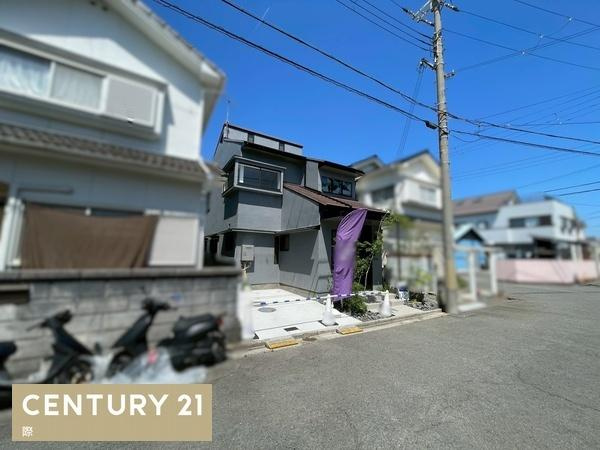 和歌山市田尻　中古戸建の前面道路含む現地写真