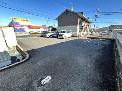 【駐車場】 | グリーンシュトラール