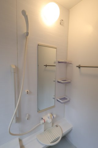 北区日進町１丁目44-4(リフォーム済住宅)の浴室